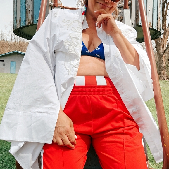 H&M Oversized White Poplin Embroidered Beaded Top Size XL - Picture 2 of 5